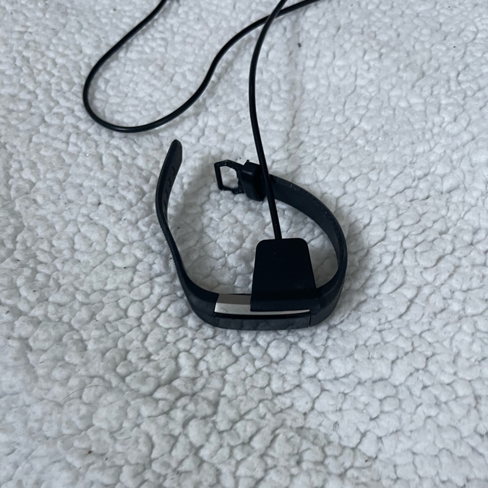 Fitbit Ulta plus charger. Great condition.